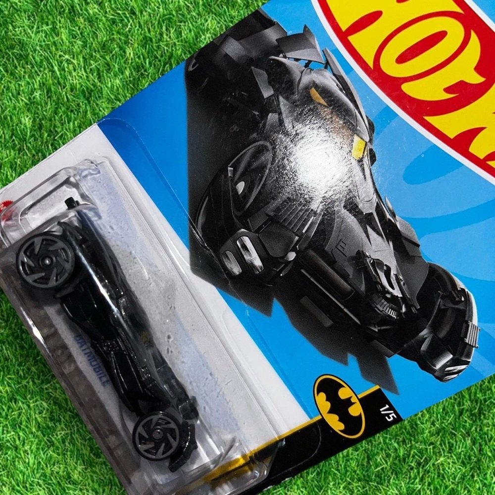 Mattel Batman Batmobile Packaging